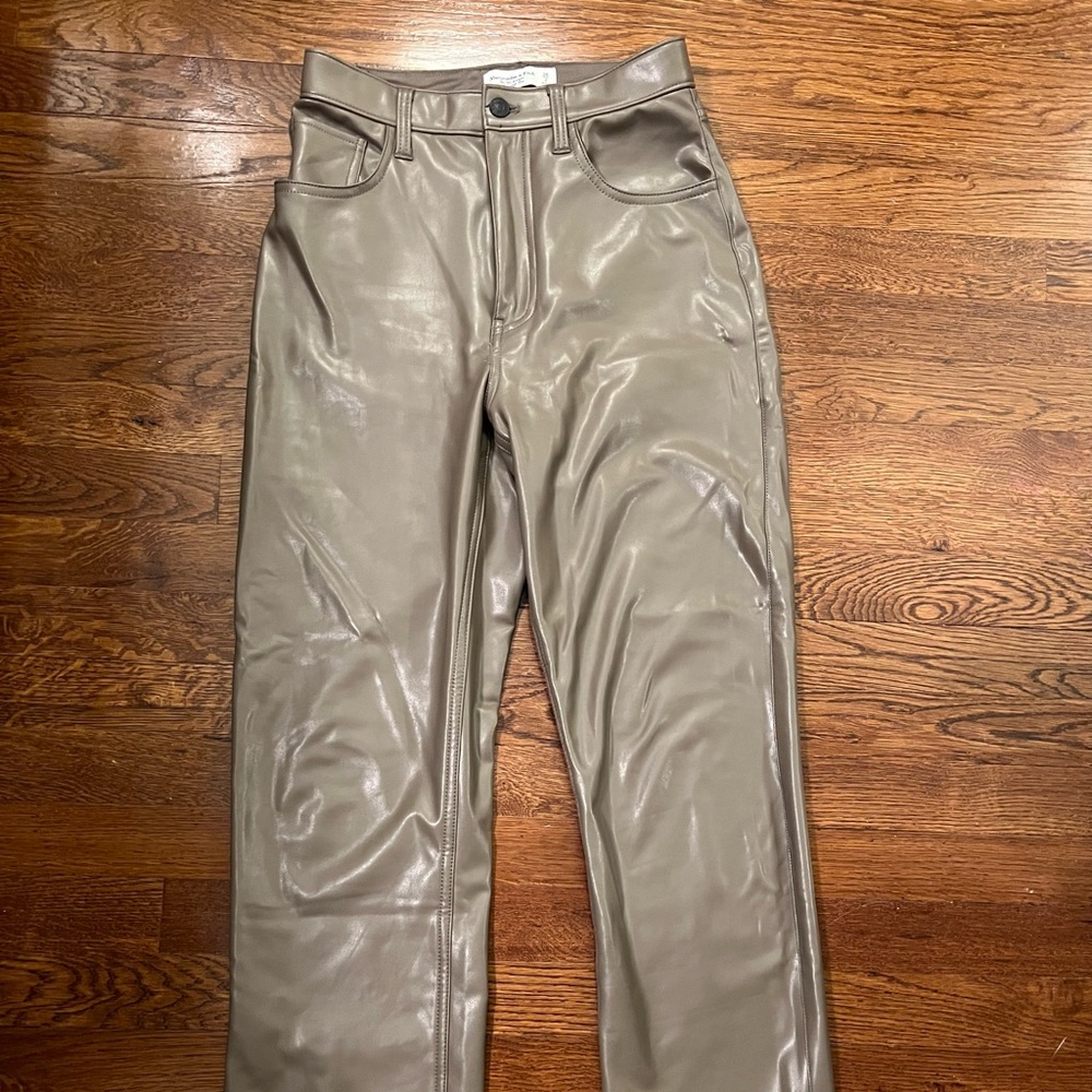 Abercrombie & Fitch Vegan Leather 90's Straight Leg Ultra High Rise